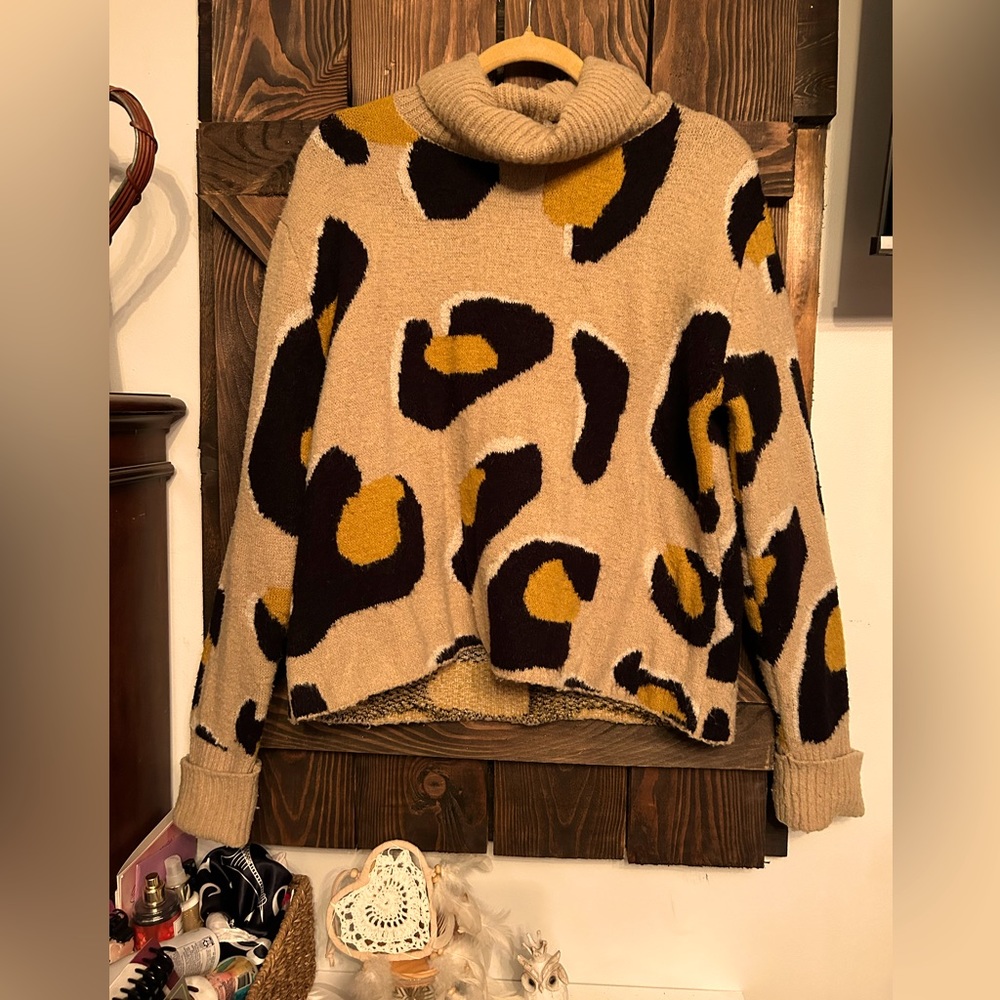 MOTH  by Anthropology size S Cowell neck sweater so soft